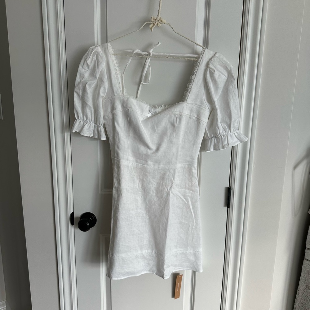 BNWT Reformation Evianna White Linen Puff Sleeve Dress